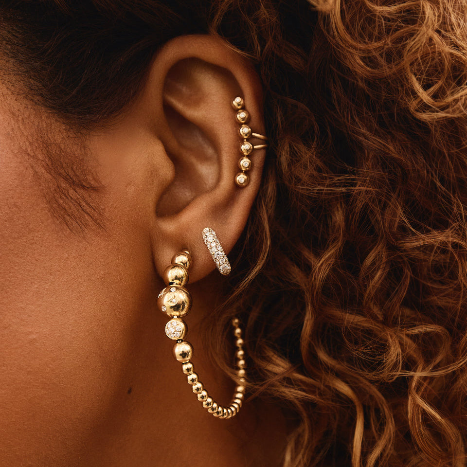 Bubbles Single Row Ear Cuff