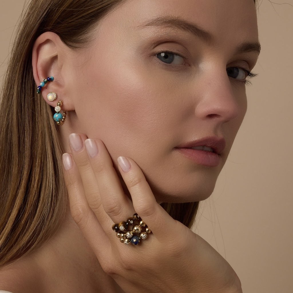 Bubbles Single Row Ear Cuff