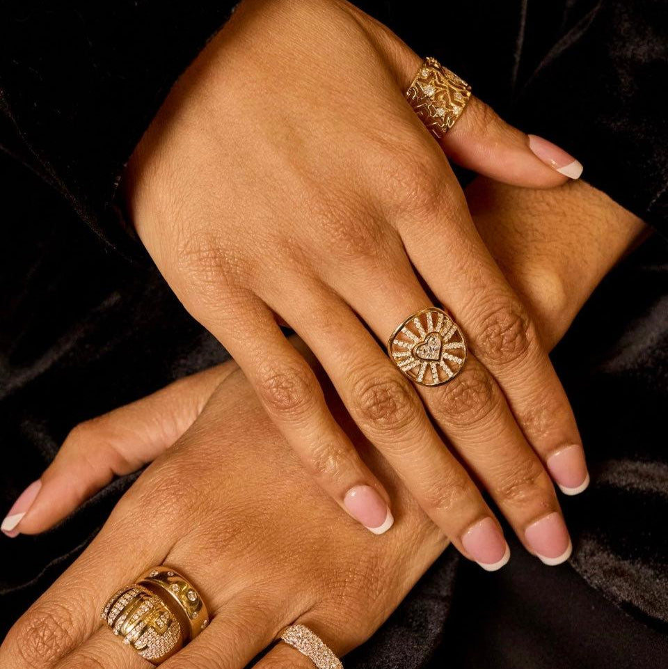 Nesting Ring-On Hand