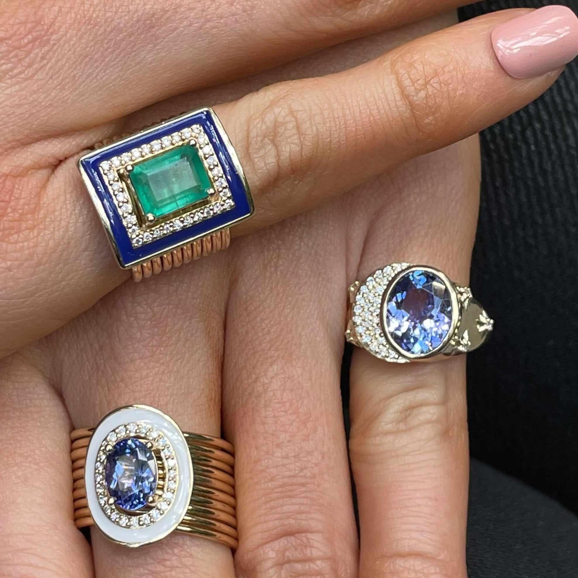 Oval Tanzanite Diamond Harem Ring-Closeup
