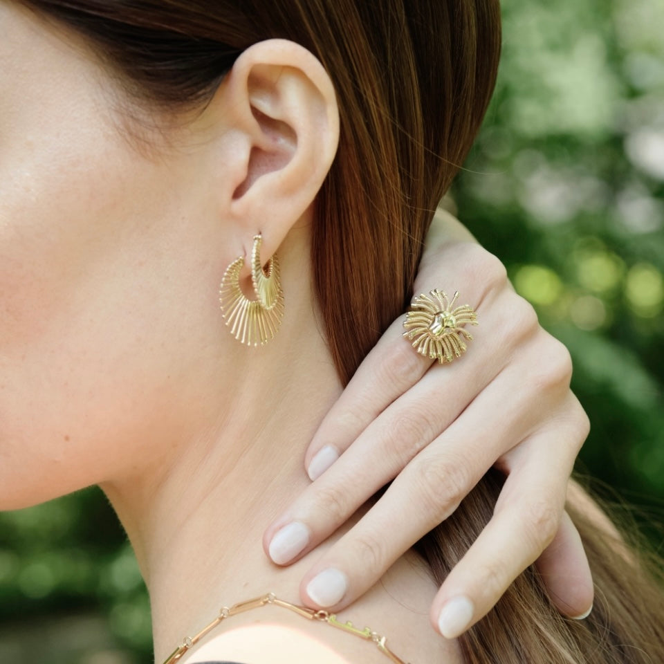 Roar Lion Ring-On Hand