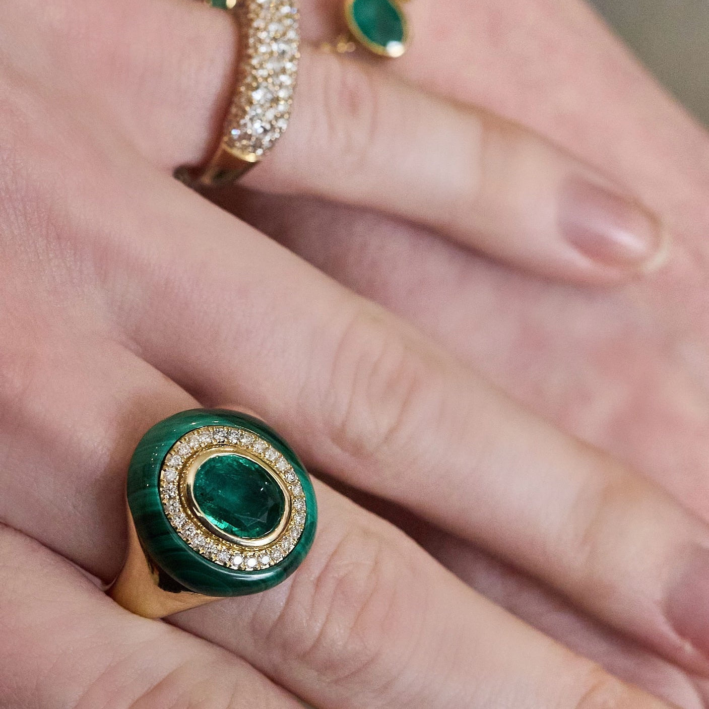 Wisdom stone ring-Closeup