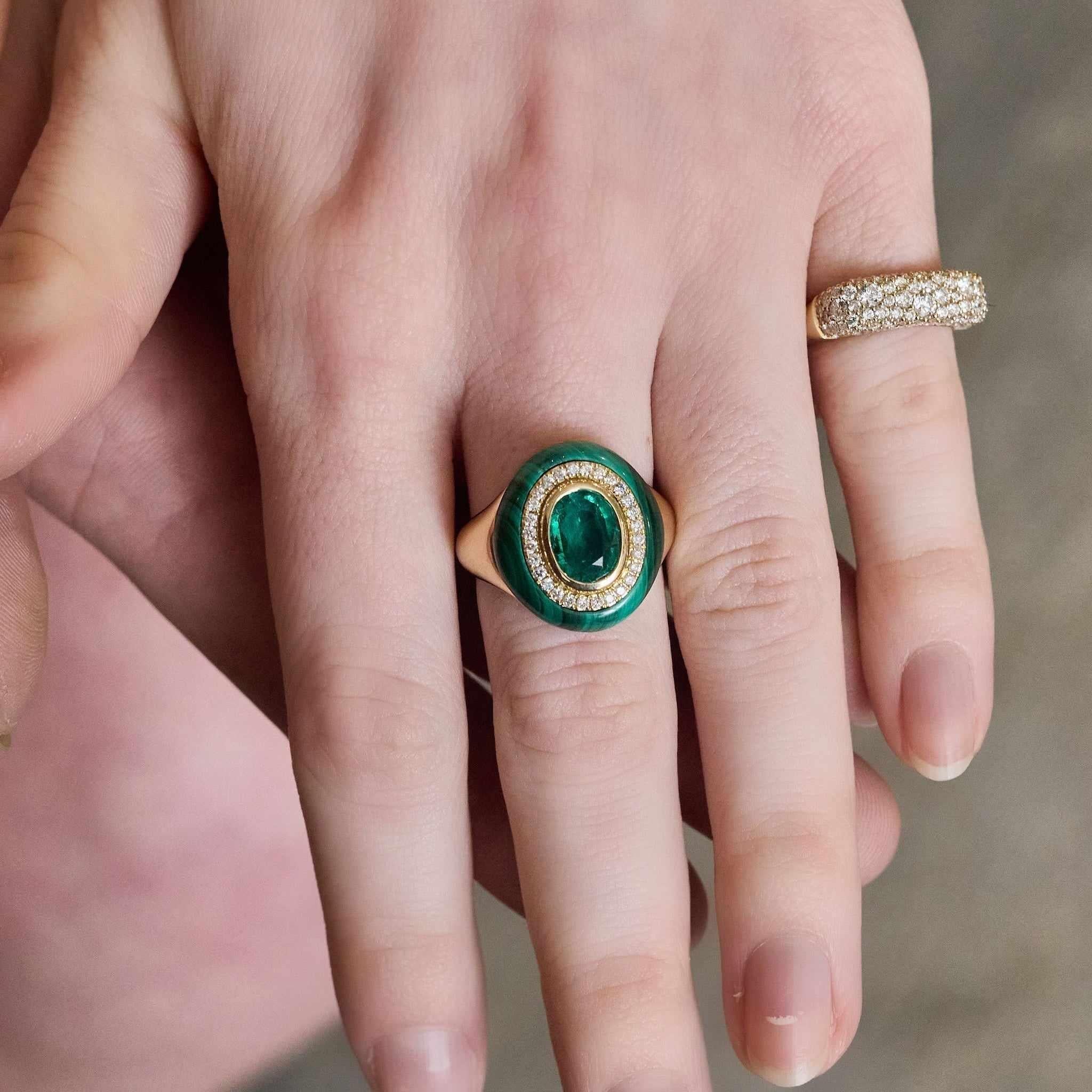 Wisdom stone ring-Shot From Above